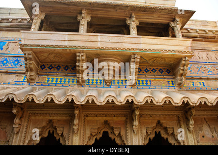 Fort Mann Mandir Palace, 1486, Exterieur, Interieur Hof Stein Gitterwerk geschnitzte Säulen Gwalior, Madhya Pradesh, Zentralindien Stockfoto