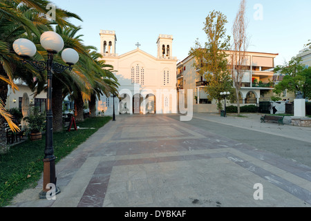 Die 1863 Kirche Agios Nikolaos, dem Schutzpatron der Seefahrer, nahe dem Hafen. Nafplio. Peloponnes. Griechenland. Stockfoto