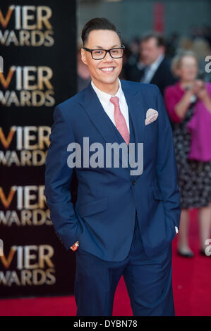 London, UK, 13. April 2014. London, UK, 13. April 2014. TV-Moderatorin Gok Wan kommt bei der Laurence Olivier Awards statt in das Royal Opera House © Heloise/Alamy Live News Bildnachweis: Heloise/Alamy Live News Stockfoto