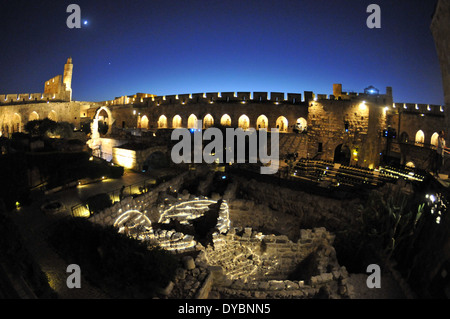 Tower of David-Museum bei Nacht, alte Stadt von Jerusalem, Israel Stockfoto