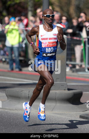 London, UK. 13. April 2014. Mo FARAH 13. April 2014. Virgin Money London Marathon 2014, der Autobahn, London, UK. Bildnachweis: Simon Balson/Alamy Live-Nachrichten Stockfoto