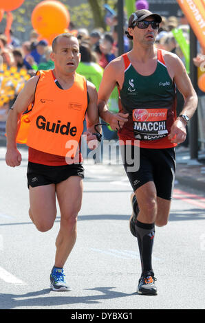 Der London-Marathon, London, UK - 13. April 2014. Stockfoto