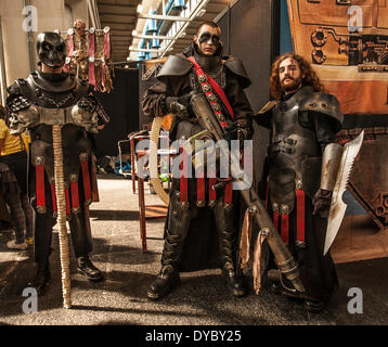 Turin, Piemont, Italien. 13. April 2014. Lingotto Fiere 13. April 2014 Torino Comics Ausstellung Cosplay © wirklich Easy Star/Alamy Stockfoto