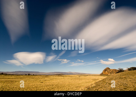 Patagónico Wolken und Steppe, Nationalpark Perito Moreno, südlichen Anden Patagoniens, Santa Cruz, Argentinien Stockfoto