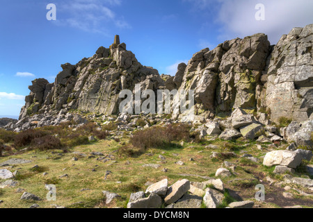 Die Stiperstones in Shropshire, die Formen einer felsigen Wirbelsäule entlang einer Kante und ist bei Wanderern sehr beliebt Stockfoto