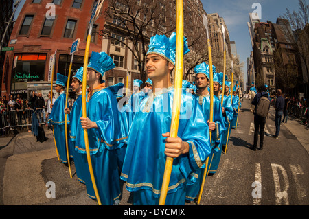 Iranisch-Amerikaner und Unterstützer bei der 11. jährlichen persischen Parade an der Madison Avenue in New York Stockfoto