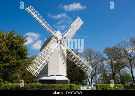 Oldland Windmühle, ein Beispiel für eine Bockwindmühle, nahe dem Dorf Keymer in West Sussex, UK Stockfoto