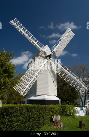 Oldland Mühle, ein Beispiel für eine Bockwindmühle, nahe dem Dorf Keymer, West Sussex Stockfoto