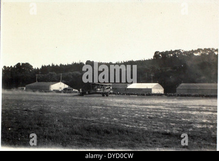 Das AL-47 Olseon Album zeigt eine historische Ansicht des Douglas World Cruiser (DWC) Flugzeugs, das Charles Lindbergh während des Dole Air Race 1927 flog, Teil des ersten erfolgreichen Transpazifikfluges. Stockfoto