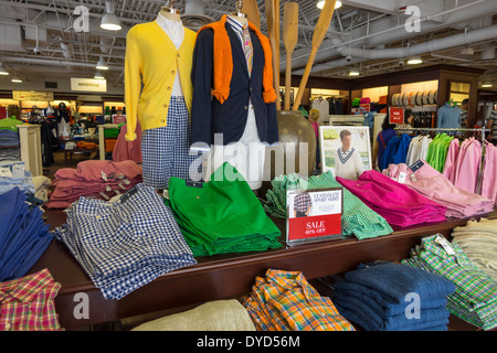 Orlando Florida, Premium Outlets International Drive, Shopping Shop Geschäfte Markt Märkte Markt Kauf Verkauf, Einzelhandel Geschäfte Geschäft Geschäft Geschäftsleute Stockfoto