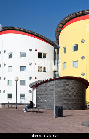 Farbenfrohe Gebäude an der University of East London. Stockfoto