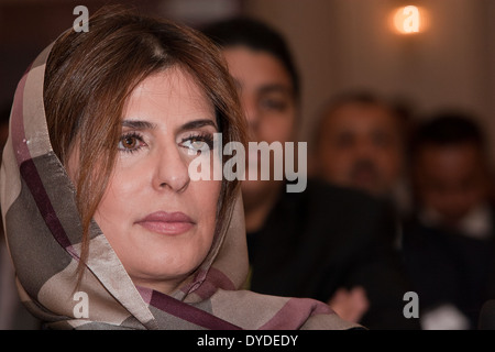 HRH Prinzessin Basmah Bint Saud Al Saud, Gründer & Vorsitzende des vierten Weg Gesetzes eröffnet offiziell die zweitägige Gulf Education Conference in London 31.03.2014 Stockfoto