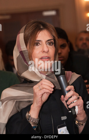 HRH Prinzessin Basmah Bint Saud Al Saud, Gründer & Vorsitzende des vierten Weg Gesetzes eröffnet offiziell die zweitägige Gulf Education Conference in London 31.03.2014 Stockfoto