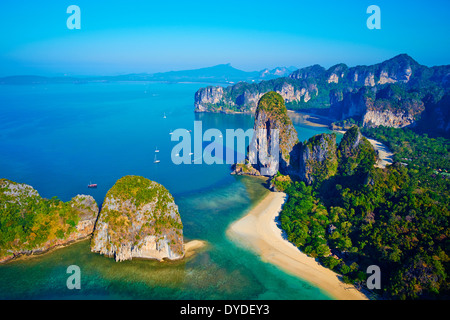 Thailand, Provinz Krabi, Railay Beach, Hut Tham Phra Nang beach Stockfoto