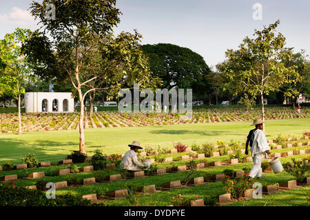 Die Alliierten Soldatenfriedhof in Kanchanaburi. Stockfoto