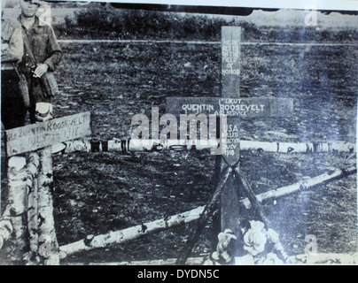 Der Grabmarker für James Faye in Frankreich ehrt seinen Dienst im Ersten Weltkrieg. Außerdem ist die Ruhestätte von Quentin Roosevelt, Sohn von Theodore Roosevelt, der während des Ersten Weltkriegs getötet wurde. Beide dienen als ergreifende Erinnerung an die Opfer des Ersten Weltkriegs. Stockfoto