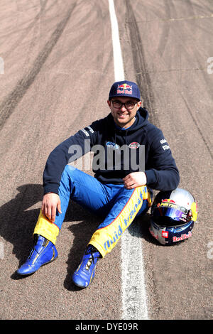 Lydden Hill, Kent, UK. 15. April, 2014.scenes von der FIA World Rallycross Medientag Vorschau auf die zweite Runde am 24. und 25. Mai 2014 hier britische Tourenwagen-Champion 2013 Andrew Jordan Credit: Motofoto/Alamy Live News Stockfoto