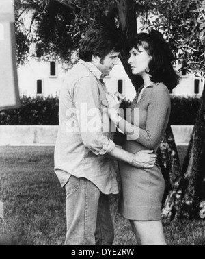 Mary Steenburgen und Paul Le Mat, am Set des Films, "Melvin und Howard", 1980 Stockfoto