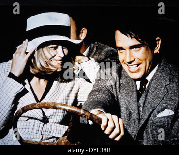 Faye Dunaway und Warren Beatty, am Set des Films, "Bonnie und Clyde", 1967 Stockfoto