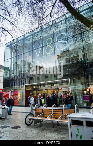 außen: Marks &amp; Spencer Flagship-Store, Cardiff City Centre Stockfoto