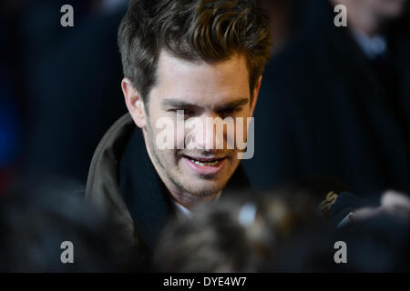 BERLIN, Deutschland, 15. April 2014. Andrew Garfield besucht die "The Amazing Spider-Man 2"-Premiere im Sony Center, Potsdamer Platz am 15. April 2014 in Berlin, Deutschland. Bildnachweis: Janne Tervonen/Alamy Live-Nachrichten Stockfoto