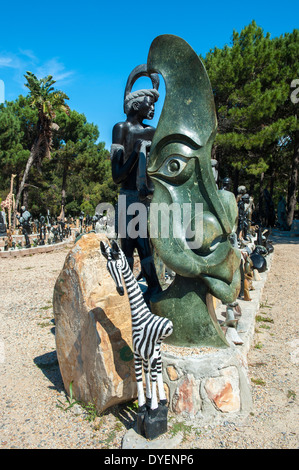 Simbabwe Stein Skulpturen ausgestellt im Freien, Kap-Halbinsel, Südafrika Stockfoto