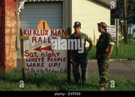 Stone Mountain, GA, USA. 15. April 2014. Weiße Patriot Party/KKK rally Stone Mountain GA 1989 © Robin Nelson/ZUMAPRESS.com/Alamy Live-Nachrichten Stockfoto