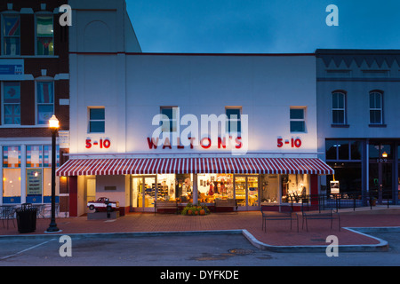 USA, Arkansas Bentonville Äußere Walton ist 5-10 Shop, jetzt das Wal-Mart-Welcome-Center Stockfoto