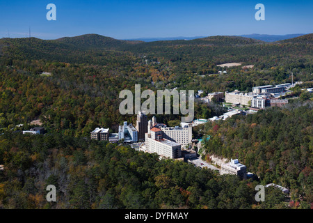 USA, Arkansas, heiße Quellen, erhöhten Blick auf die Stadt von Hot Springs Mountain Tower Stockfoto