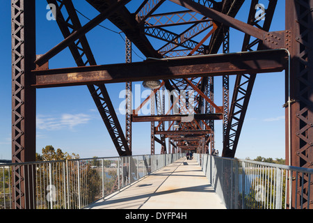 USA, Arkansas, Little Rock, William J. Clinton Presidential Library and Museum, Clinton Presidential Park-Brücke Stockfoto
