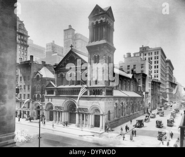 New York City: Kirche St. Bartholomew, Madison Avenue & 44th Street, ca. 1918 Stockfoto