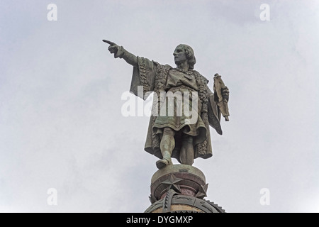 Turm von Columbus befindet sich im Plaza del Portal De La Pau in Barcelona, Spanien Stockfoto