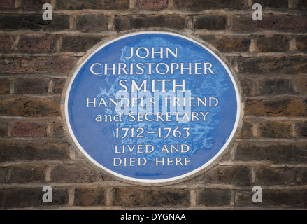 blaue Plakette, die Kennzeichnung der Heimat und Tod Website von John Christopher Smith, Sekretär und Freund Georg Friedrich Händel, London, England Stockfoto