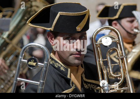 Musikern in Palmsonntag Prozession während der Semana Santa in Plaza de Anaya, Salamanca, Castilla y León, Spanien. Stockfoto