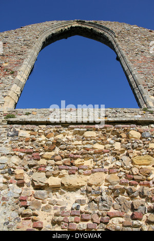 Bogen Sie in Stirnwand der Kirche in Leiston Abbey, Suffolk Stockfoto