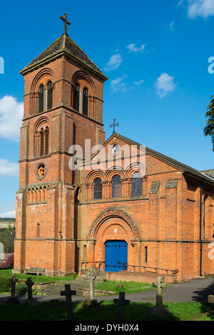 Die Kirche St. Peter und St. Paul, Albury, Surrey, UK Stockfoto