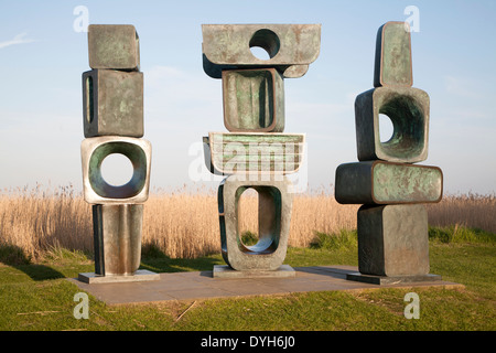 Die Family of Man-Skulptur von Barbara Hepworth gegründet 1970 bei Snape Maltings, Suffolk, England Stockfoto