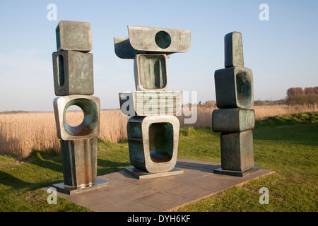 Die Family of Man-Skulptur von Barbara Hepworth gegründet 1970 bei Snape Maltings, Suffolk, England Stockfoto