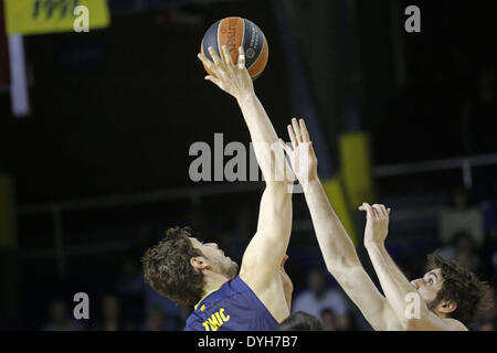 Barcelona, Spanien. 17. April 2014. BARCELONA Spanien-17 Apr.Ante Tomic in der zweiten Partie des Viertelfinale der Euroleague Basketball-Spiel zwischen FC Barcelona und Galatasaray, spielte im Palau Blaugrana, die 17. April 2014 Foto: Joan Valls/Urbanandsport/Nurphoto Credit: Joan Valls/NurPhoto/ZUMAPRESS.com/Alamy Live News Stockfoto