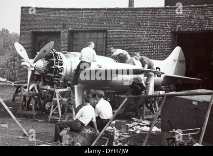 Die Laird-Turner 14, auch bekannt als „PESCO Special“, ist ein Flugzeugmodell von E.M. Laird. Er wurde von einem Pratt & Whitney R-1830-Motor angetrieben und ist bekannt für seine Geschwindigkeit und Leistung bei Luftrennen. Stockfoto