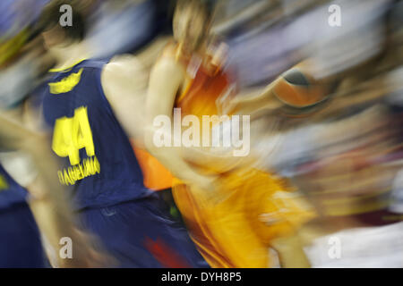 Barcelona, Spanien. 17. April 2014. BARCELONA Spanien-17 Apr. Ante Tomic in der zweiten Partie des Viertelfinale der Euroleague Basketball-Spiel zwischen FC Barcelona und Galatasaray, spielte im Palau Blaugrana, die 17. April 2014 Foto: Joan Valls/Urbanandsport/Nurphoto Credit: Joan Valls/NurPhoto/ZUMAPRESS.com/Alamy Live News Stockfoto