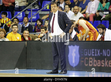 Barcelona, Spanien. 17. April 2014. BARCELONA Spanien-17 Apr.Ergin Ataman in der zweiten Partie des Viertelfinale der Euroleague Basketball-Spiel zwischen FC Barcelona und Galatasaray, spielte im Palau Blaugrana, die 17. April 2014 Foto: Joan Valls/Urbanandsport/Nurphoto Credit: Joan Valls/NurPhoto/ZUMAPRESS.com/Alamy Live News Stockfoto