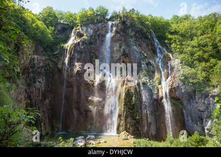 Der große Wasserfall (Veliki Slap), 78m hohen Wasserfall im Nationalpark Plitvicer Seen in Kroatien Stockfoto