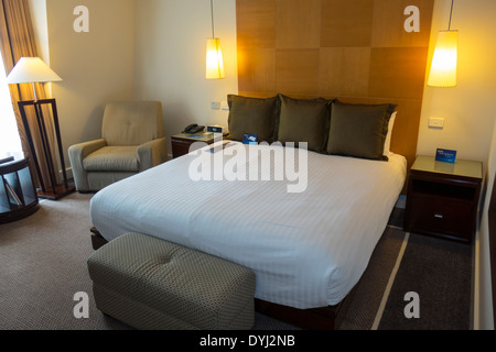 Sydney Australien, Carlson Radisson Blu Plaza Hotel Sydney, Hotel, Gast, Zimmer, Bett, Kingsize-Bett, Gast, AU140307044 Stockfoto