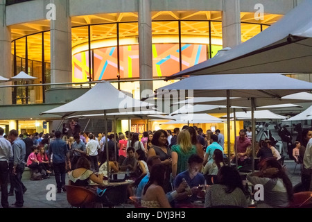 Sydney Australien, New South Wales, Ryan's Bar, Restaurant Restaurants Essen Essen Essen Essen Essen Essen gehen Cafe Cafés Bistro, Außenterrasse Bürgersteig draußen Freiluft Tische Stockfoto