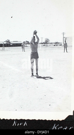 Dieses Bild aus der Kollektion VP-14/VP-102/VPB-102 zeigt ein PB4Y-Flugzeug in Aktion zwischen 1942 und 1944. Diese Patrouillengeschwader waren während des Zweiten Weltkriegs für U-Boote und Aufklärungsmissionen von entscheidender Bedeutung Stockfoto