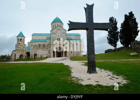 Äußere des 11. Jahrhundert Kathedrale von 1352, besser bekannt als Bagrati Kathedrale zum Weltkulturerbe der Unesco in der Stadt Kutaissi das Kapital der westlichen Region Imereti in Georgien bekannt Stockfoto