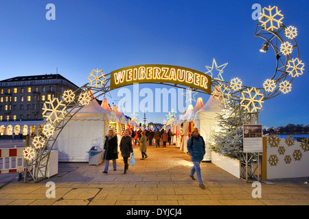 Weihnachtsmarkt bin Jungfernstieg in Hamburg, Deutschland, Europa Stockfoto