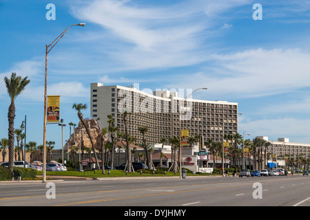 San Luis Resort und Convention District am Galveston Seawall Boulevard in Galveston, Texas. Stockfoto