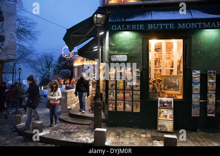 Montmartre, Paris in starkem Schneefall. Seltene Winterbedingungen. Montmartre, Paris, Frankreich Stockfoto